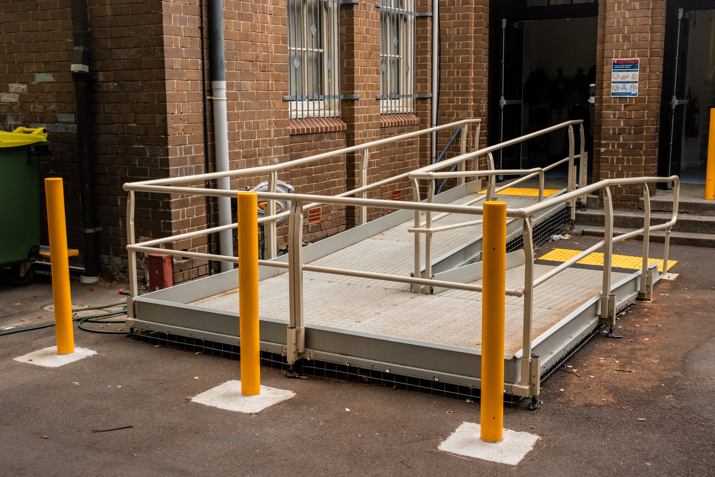 modular ramp installed on commercial building